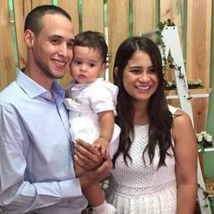 Meet your Posher, Cynthia